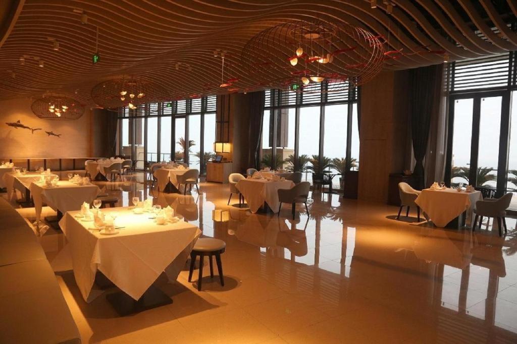 Mangrove Tree Resort World Qingdao Esterno foto